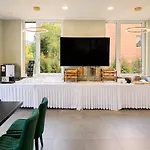 Hotel Lillys Muenchen Unterschleissheim