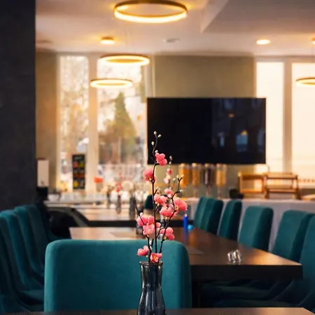 Hotel Lillys Muenchen 3*