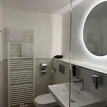Lillys Muenchen 3* Unterschleißheim