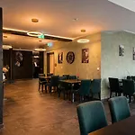 Lillys Muenchen 3* Unterschleißheim