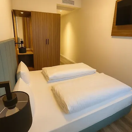 酒店 Lillys Muenchen 3*