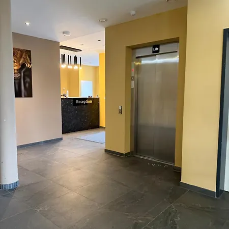 Hotel Lillys Muenchen Unterschleißheim