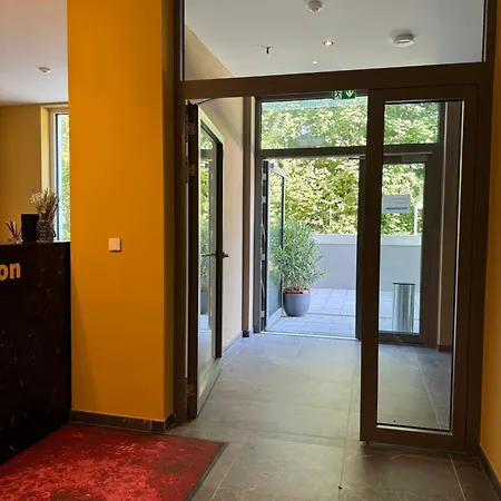 Lillys Muenchen Unterschleißheim