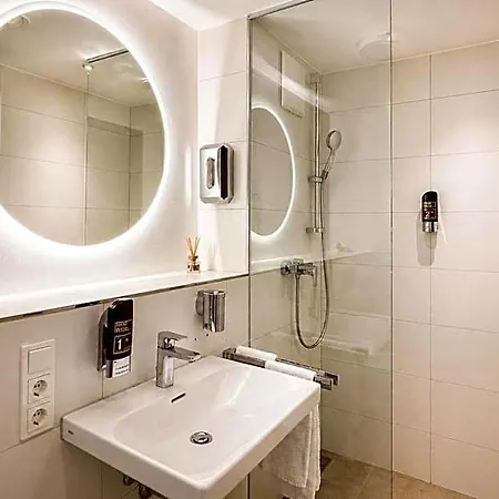 Hotel Lillys Muenchen Unterschleißheim
