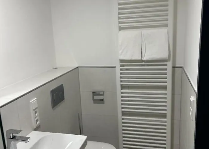 Lillys Muenchen Hotell 3*