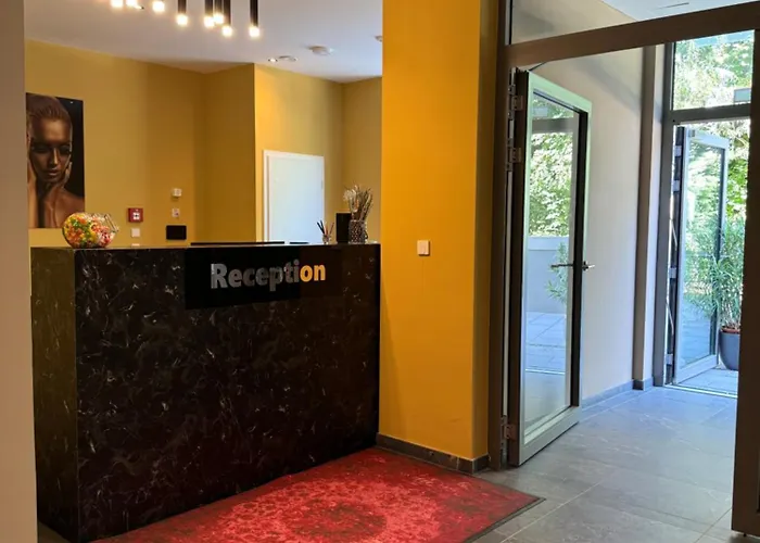 Hotel Lillys München 3*