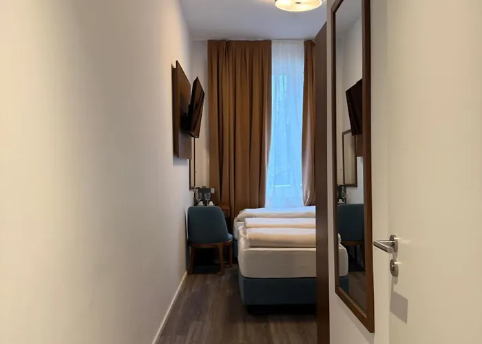 Lillys Muenchen 3* Унтершлайсхайм