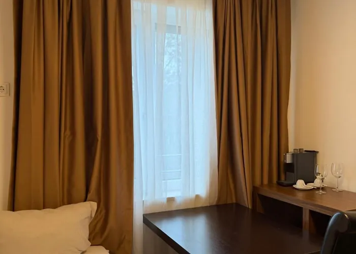 Отель Lillys Muenchen Унтершлайсхайм